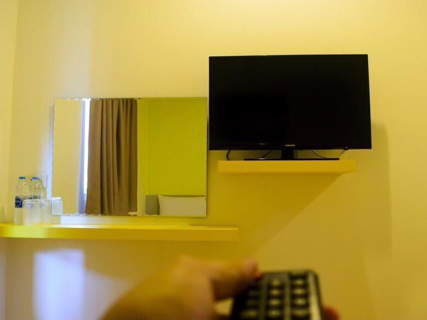 Room Hostel Thalang Kültér fotó